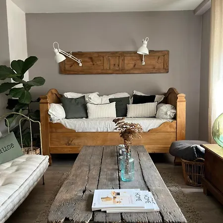 Les De Pauline Avec Bed & Breakfast Albertville