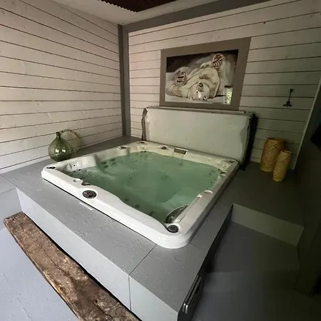 Bed & Breakfast Les De Pauline Avec Et Climatisation Parking Moto